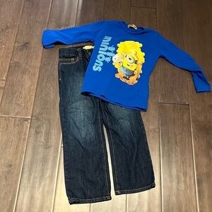 Size 5T bundle- old navy jeans and minion long sleeve shirt​​​